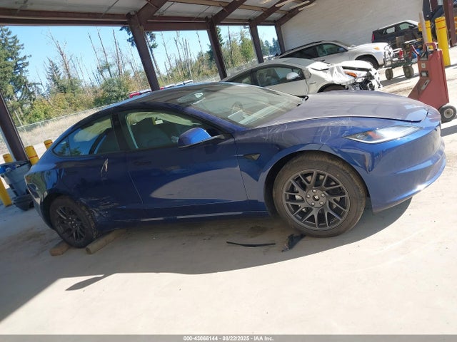 5YJ3E1EB8SF928755 Tesla MODEL 3