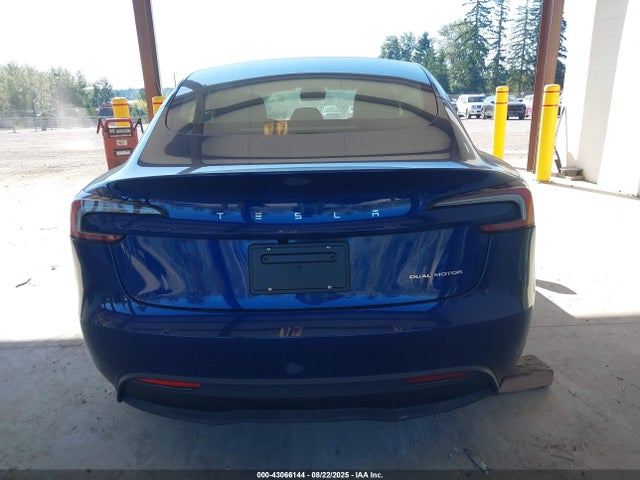 5YJ3E1EB8SF928755 Tesla MODEL 3
