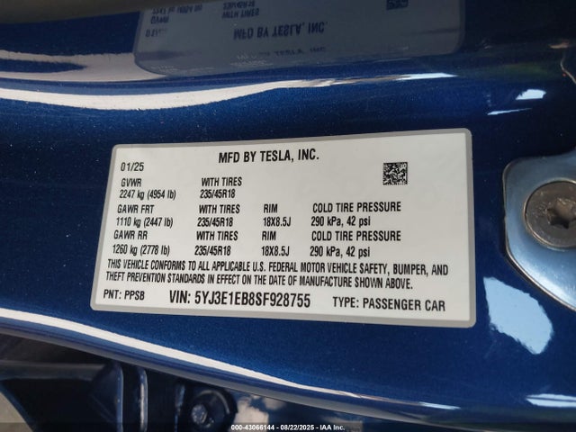 2025 TESLA MODEL 3 5YJ3E1EB8SF928755 Photo 8