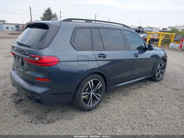 2022 BMW X7 5UXCW2C00N9L81661 Photo 3