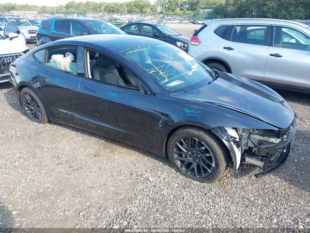 2025 TESLA MODEL 3 5YJ3E1EB4SF989312 Photo 0