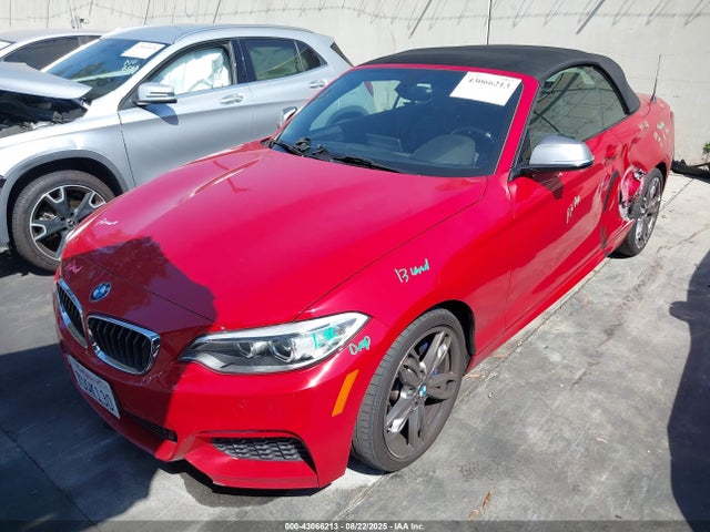 BMW M235I 2015 WBA1M1C59FVZ99474 Image 2