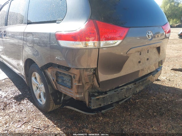 5TDKK3DC5ES464205 Toyota 2gr-fks