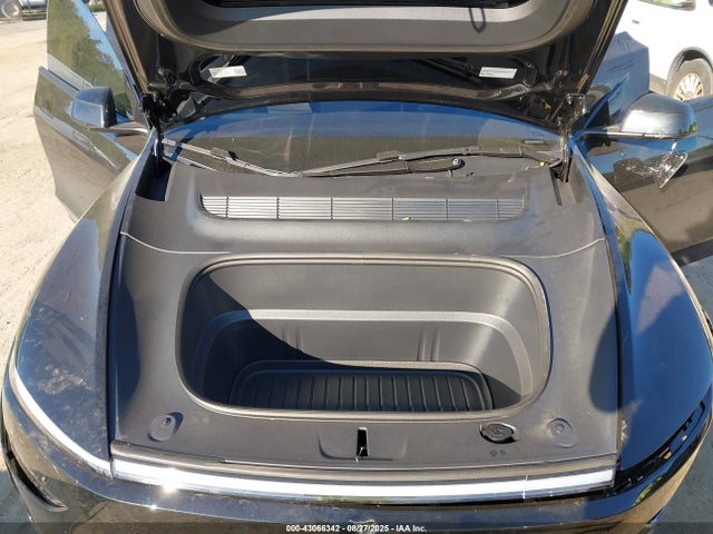 7SAYGDEE8TF391918 Tesla 2026