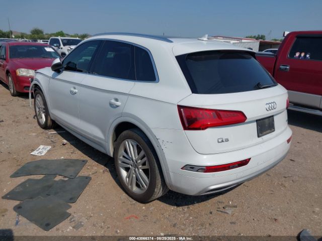 2019 AUDI Q5 WA1BNAFY6K2061240 Photo 2