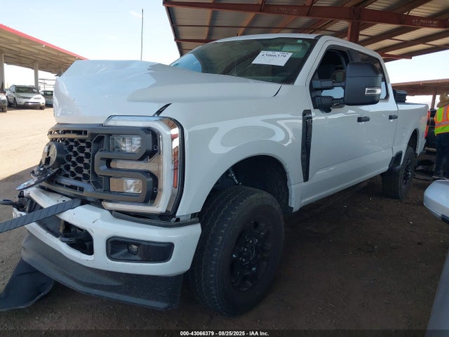 Ford 2024 2024 1FT8W2BNXRED16589 Image 2