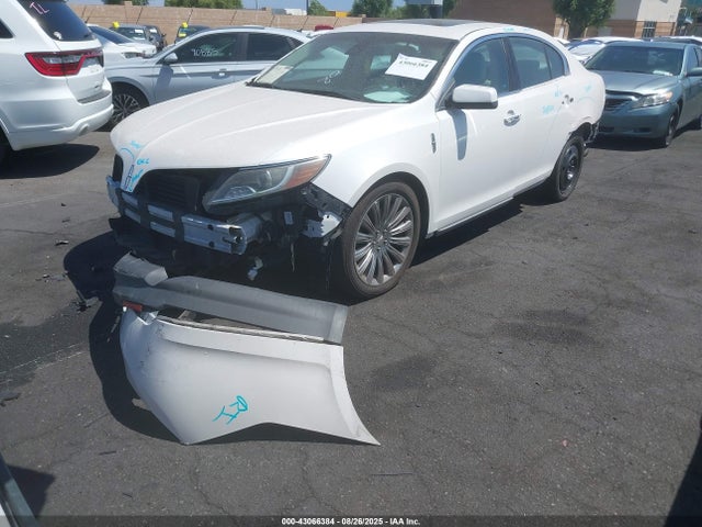Lincoln MKS 2015 1LNHL9DK0FG608347 Image 2