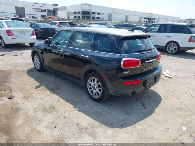 2017 MINI CLUBMAN WMWLN5C5XH2E31755 Photo 2