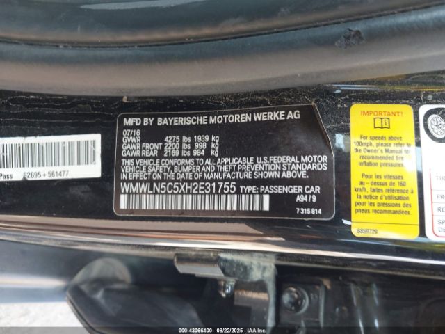 2017 MINI CLUBMAN WMWLN5C5XH2E31755 Photo 8