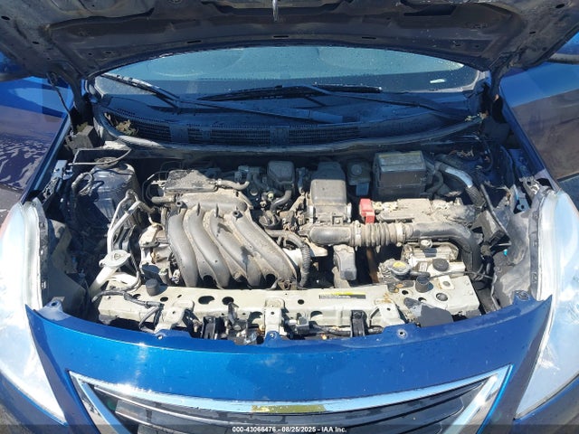 Nissan Versa 2014 3N1CN7AP1EL809085 Image 10