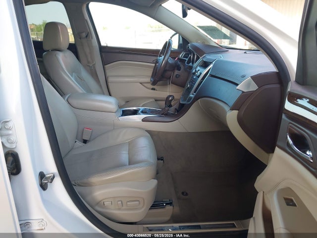2010 CADILLAC SRX 3GYFNAEY0AS626684 Photo 4
