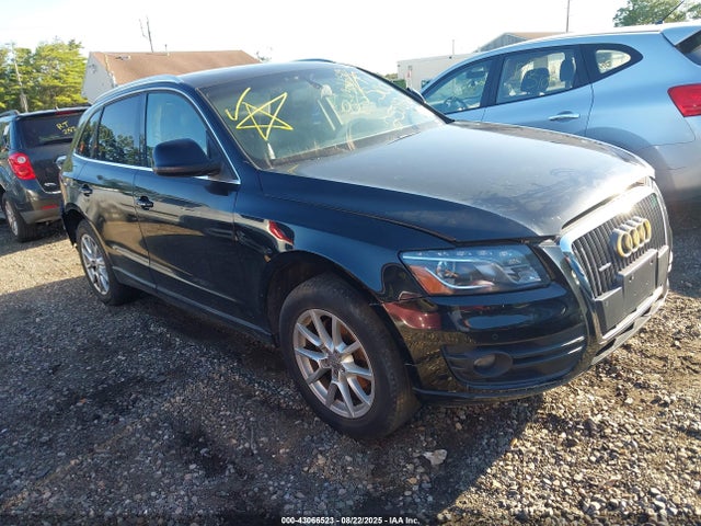 2011 AUDI Q5 WA1LFAFP3BA037881 Photo 0
