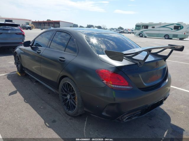 2020 MERCEDES-BENZ AMG C 63 W1KWF8HB2LR603745 Photo 2