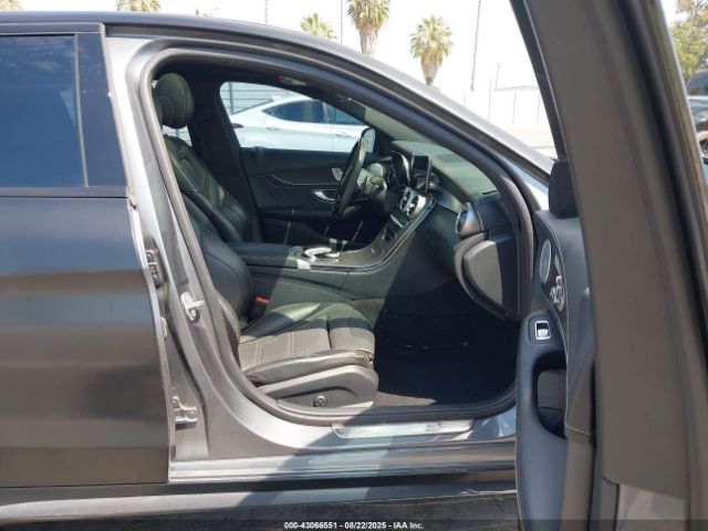 2020 MERCEDES-BENZ AMG C 63 W1KWF8HB2LR603745 Photo 4