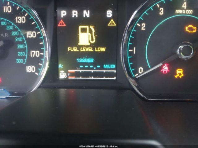 2012 JAGUAR XF SAJWA0FBXCLS28723 Photo 6