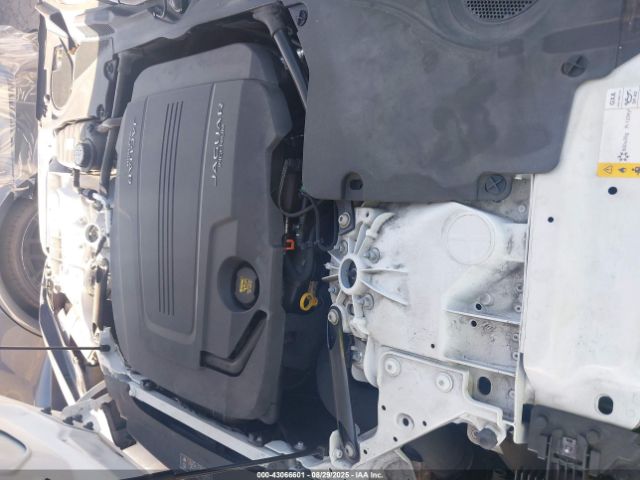 2019 JAGUAR F-TYPE SAJDD1GX1KCK62563 Photo 9