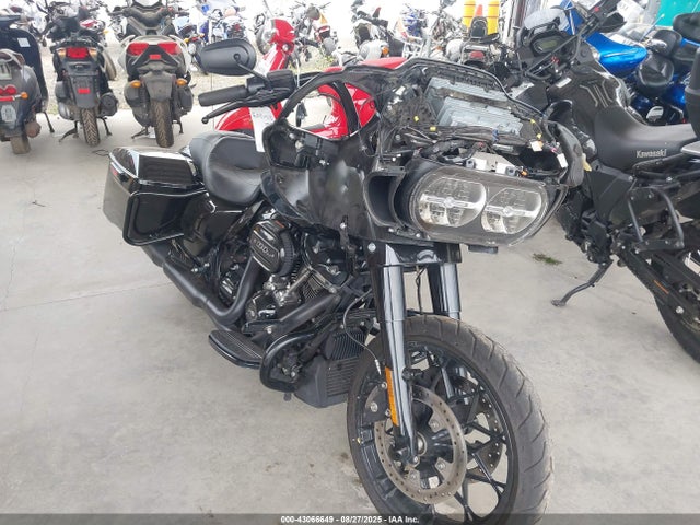 1HD1KTP18MB648158 Harley-Davidson Road Glide Special