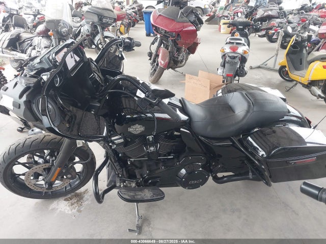 1HD1KTP18MB648158 Harley-Davidson Road Glide Special