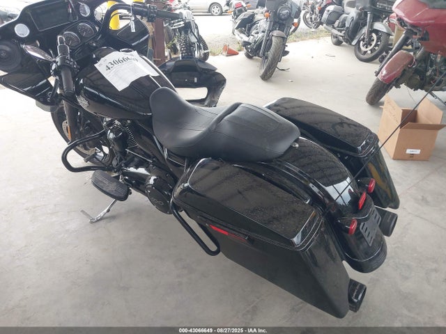 1HD1KTP18MB648158 Harley-Davidson Road Glide Special
