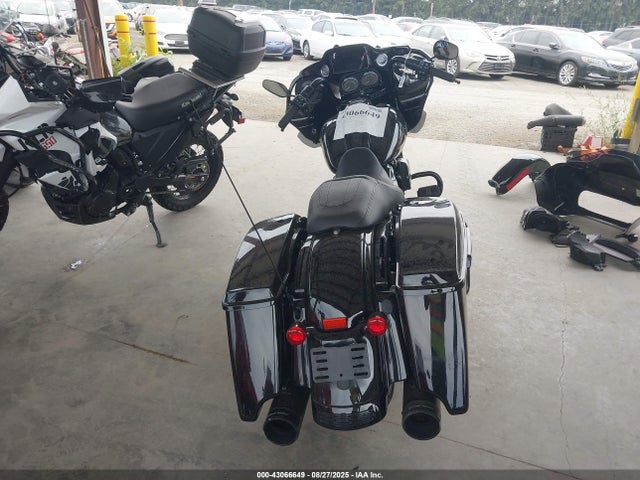 1HD1KTP18MB648158 Harley-Davidson Road Glide Special