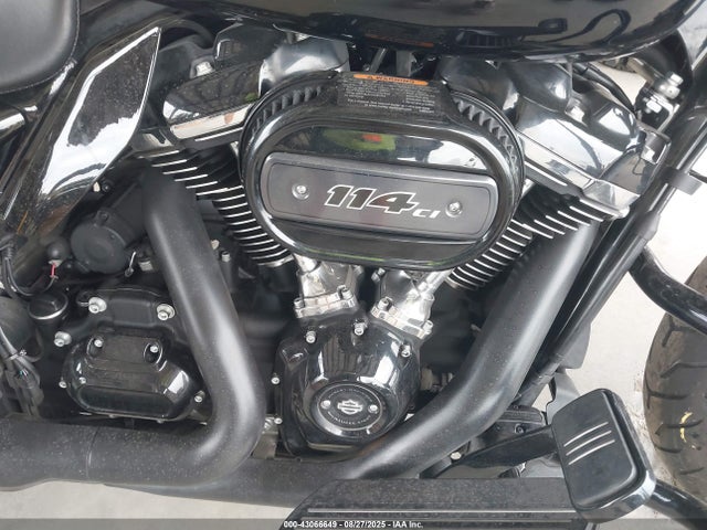 1HD1KTP18MB648158 Harley-Davidson Road Glide Special