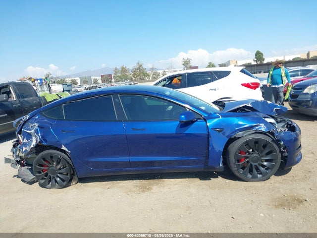 Tesla MODEL 3 2021 5YJ3E1EC3MF064922 Image 13