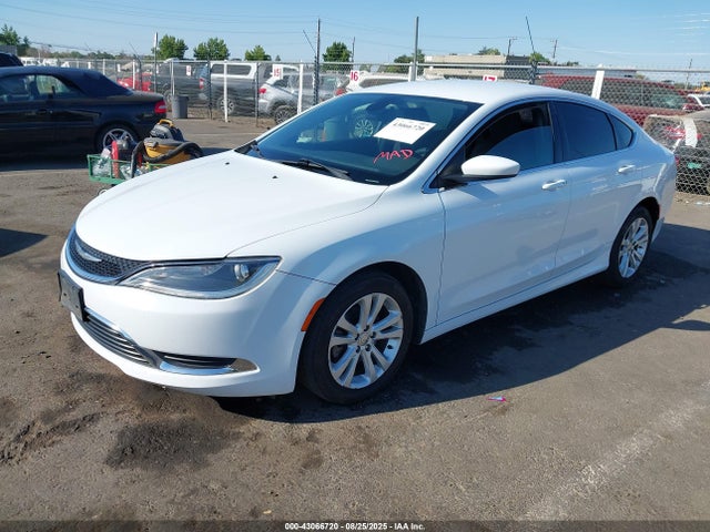 Chrysler 200 2015 1C3CCCAB1FN648162 Image 2