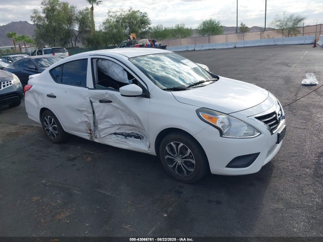 Nissan 2016 2016 3N1CN7AP9GL836621 Image 6