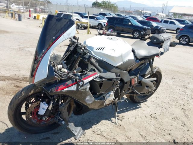 2016 YAMAHA YZFR1S JYARN42Y2GA000228 Photo 1
