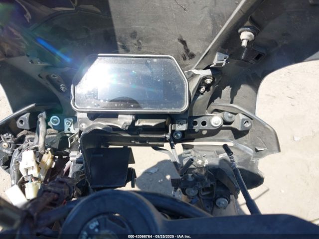 2016 YAMAHA YZFR1S JYARN42Y2GA000228 Photo 6