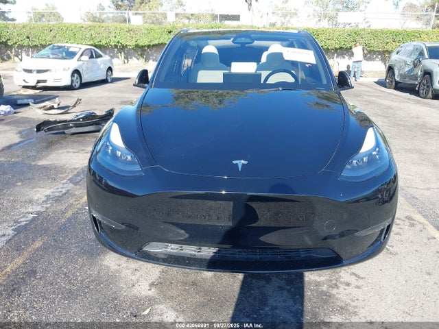 7SAYGDED3SF231189 Tesla Model Y Rwd