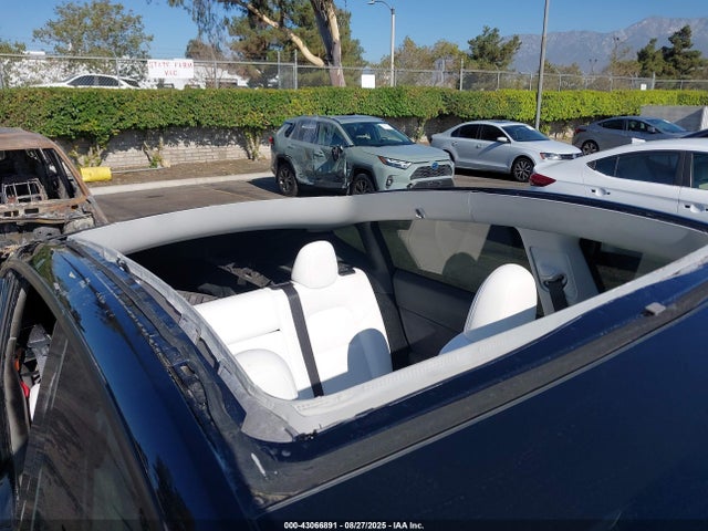 7SAYGDED3SF231189 Tesla Model Y Rwd