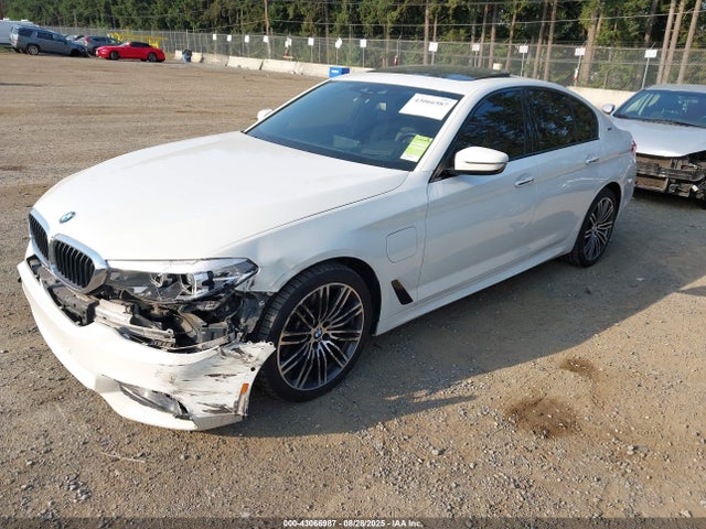 WBAJA9C57JB249394 BMW 530e
