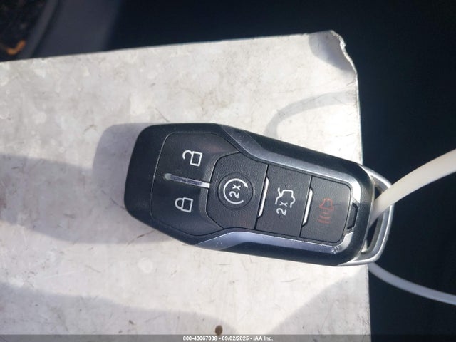 Ford 2016 2016 1FA6P8TH1G5274932 Image 11