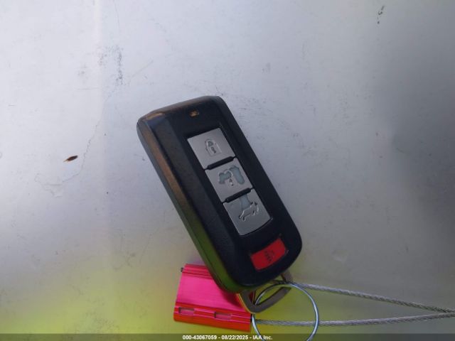 2019 MITSUBISHI OUTLANDER JA4AD3A3XKZ024446 Photo 10