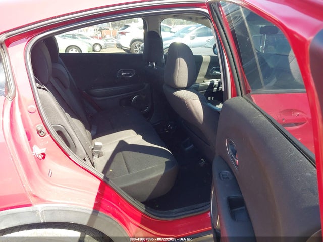 2018 HONDA HR-V 3CZRU5H55JG701813 Photo 7