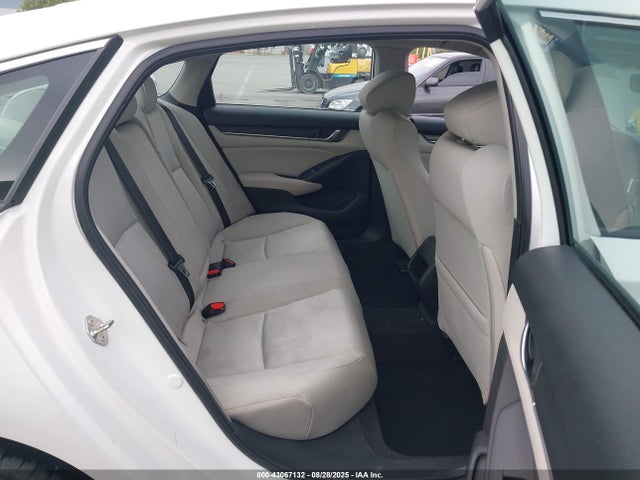 1HGCV1F13JA263147 Honda l15be