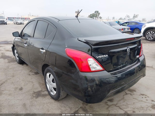 3N1CN7AP8FL955999 Nissan Versa