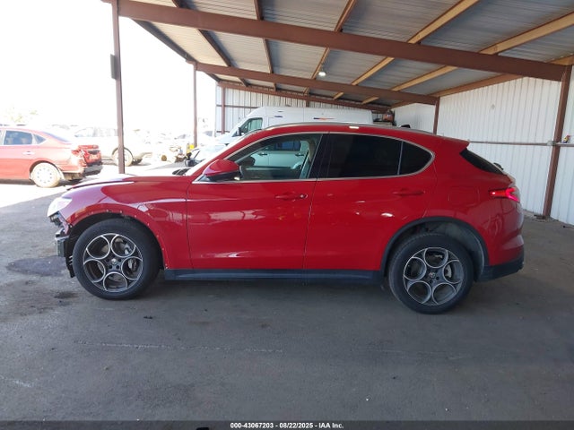Alfa Romeo Stelvio 2018 ZASFAKBN2J7B79671 Image 15