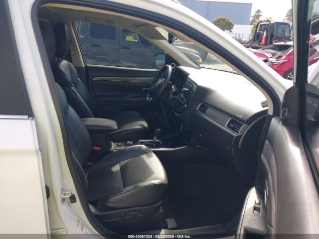 2019 MITSUBISHI OUTLANDER JA4AZ3A33KZ006579 Photo 4