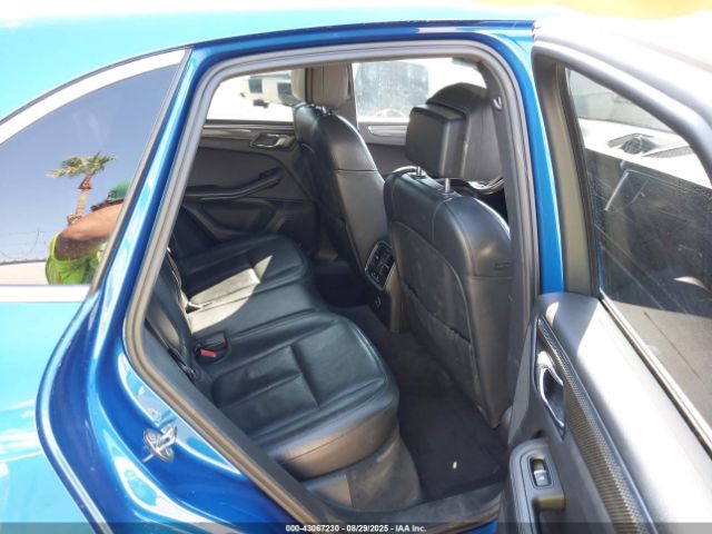 2015 PORSCHE MACAN WP1AB2A5XFLB65757 Photo 7