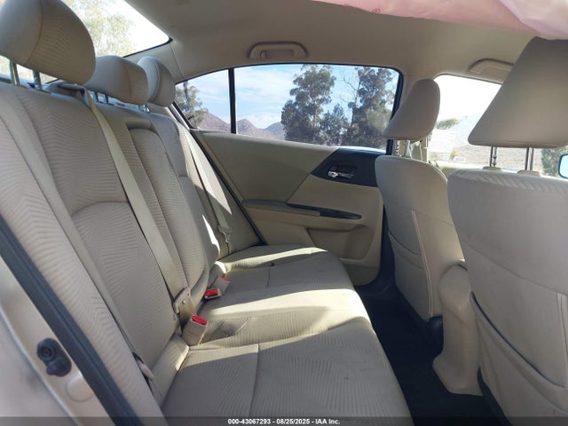 1HGCR2F39HA008105 Honda k24w1