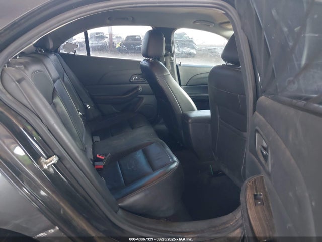 Chevrolet lkw 2015 1G11F5SL3FF178099 Image 8