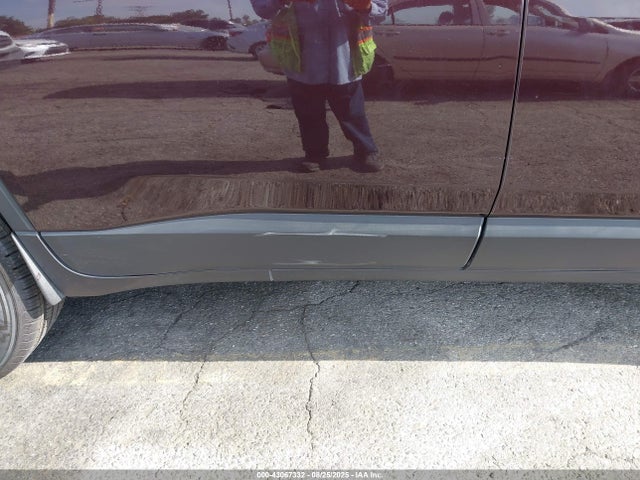 1GNERGKW5NJ187461 Chevrolet lfy