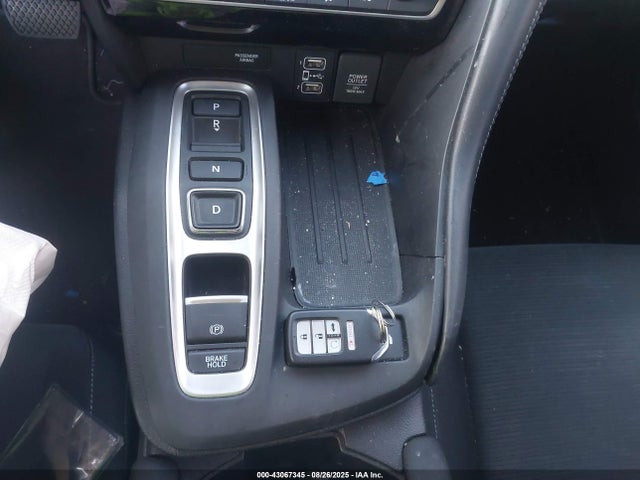 19XZE4F50NE003112 Honda leb6