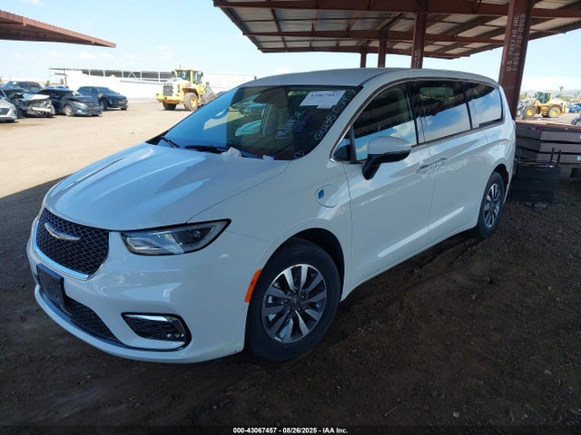 2023 CHRYSLER PACIFICA HYBRID 2C4RC1L70PR584090 Photo 1