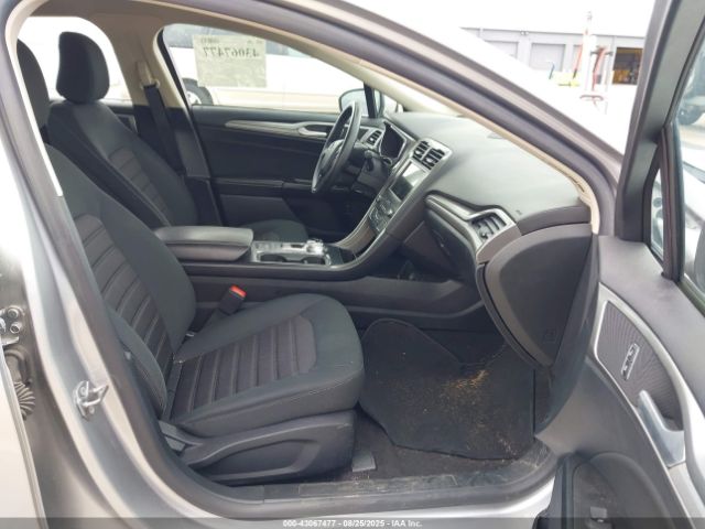 2020 FORD FUSION 3FA6P0LU9LR201460 Photo 4