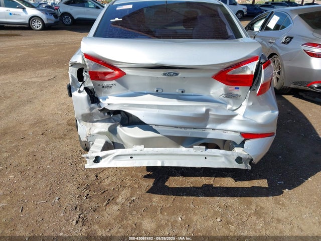 3FADP4AJ5HM166377 Ford 1.6l ti-vct premium fuel