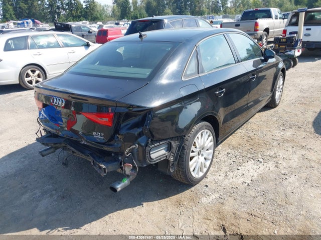 WAUB8GFFXG1054588 Audi A3