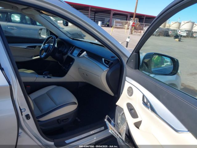 2019 INFINITI QX50 3PCAJ5M16KF104739 Photo 4